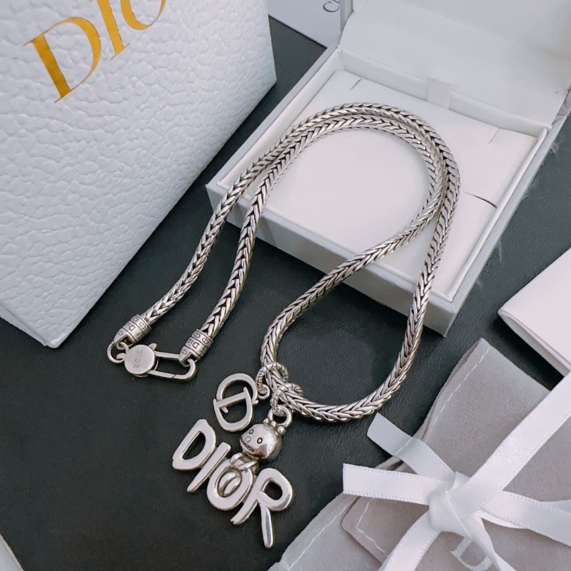 chr1st1an D10r necklaces